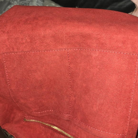 Louis Vuitton Caissa Hobo - Picture 2 of 9